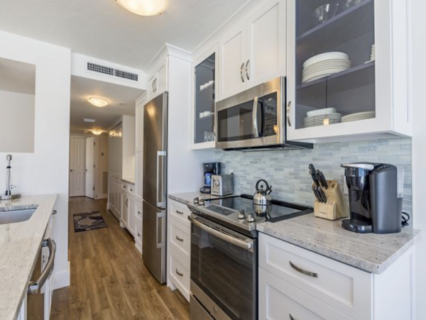 Siesta Key Gulf Front Condominium For 6 Guests